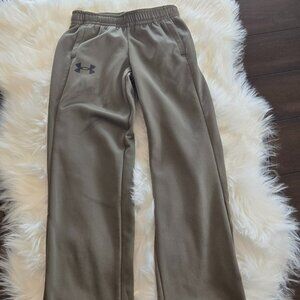 Under Armour's Armour Fleece® and Rival Fleece series - Olive -Youth XS